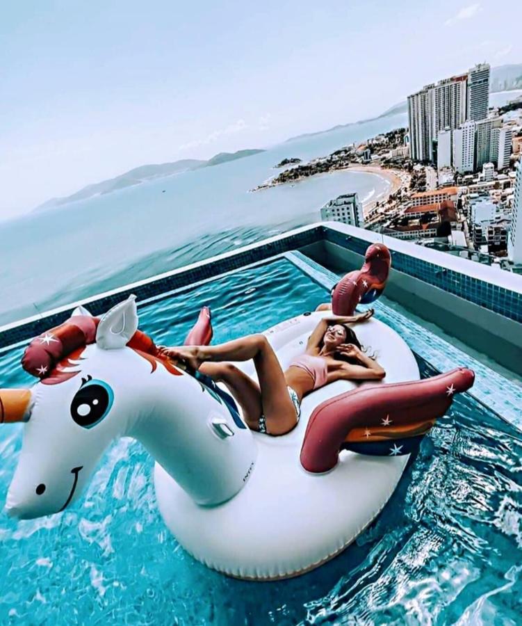 Beachfront Scenia Bay Apartment На Транг Екстериор снимка