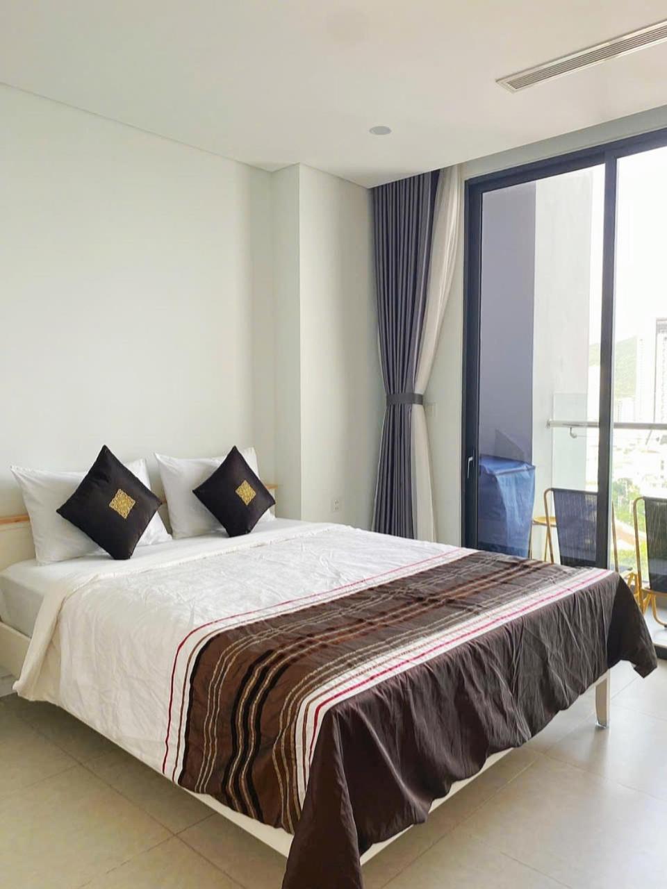 Beachfront Scenia Bay Apartment На Транг Екстериор снимка